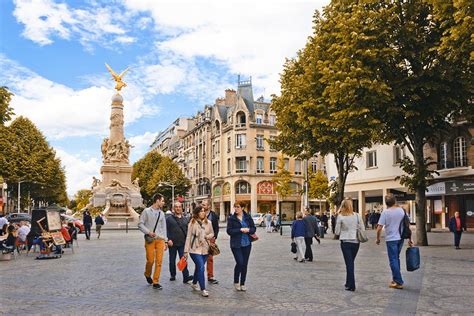 Services d’escort de haut standing à Reims